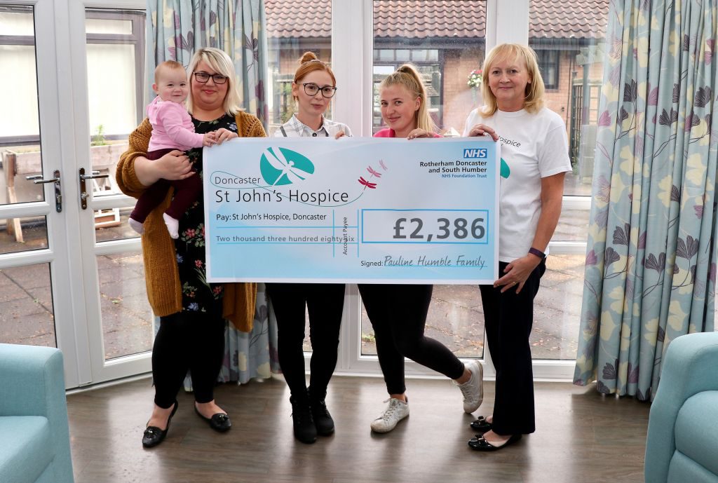 Pictured from left to right are Bailee-Grace Pauline Hodgson, Louise McQuillan, Kirsty Hodgson, Sophie Humble and Lindsey Richards of the hospice.