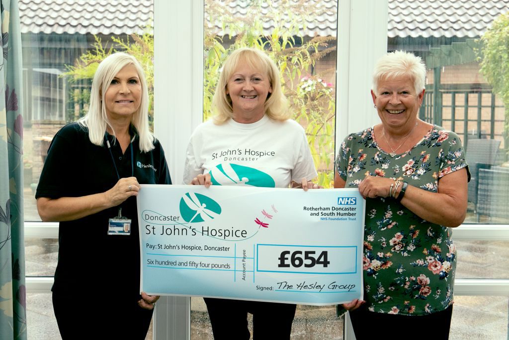 From left to right Jayne Gill is pictured with Lindsay Richards of the hospice and Debbie Langeley.)